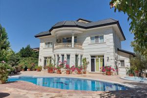 برای خرید ویلا در ایزدشهر سراغ ویلاهای ساحلی برویم یا جنگلی؟