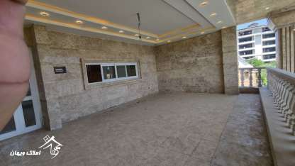 خرید ویلا 330 متری با روف گاردن در محمودآباد