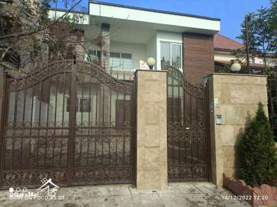 فروش ویلا 240 متری در محمود آبا 