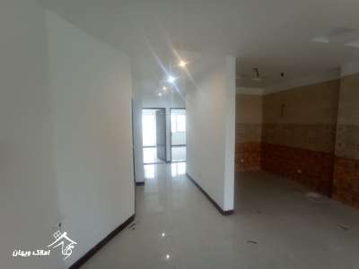 خرید آپارتمان 112 متری در خیابان معلم محمودآباد