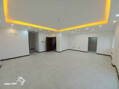 خرید آپارتمان 130 متری در محمود آباد 