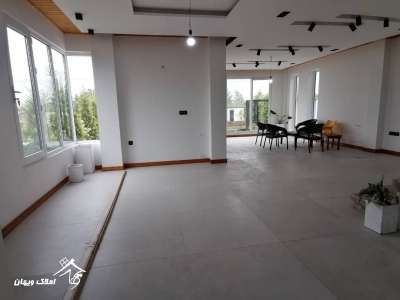 خرید ویلا نوساز 250 متری در محمودآباد