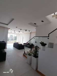 خرید ویلا نوساز 250 متری در محمودآباد