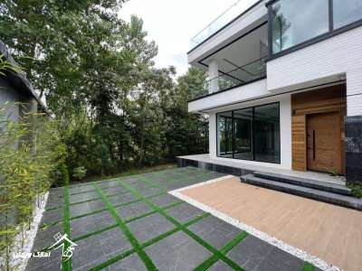 خرید ویلا دوبلکس استخردار 400 متری در محمودآباد