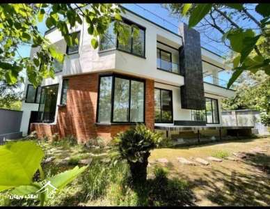 خرید ویلا دوبلکس استخردار 400 متری در محمودآباد