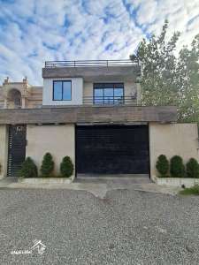 خرید ویلا تریپلکس 280 متری در محمودآباد