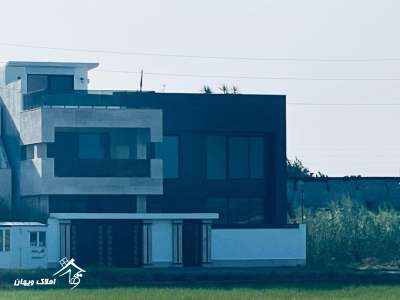 خرید ویلا نوساز تریپلکس 400 متری در سرخرود
