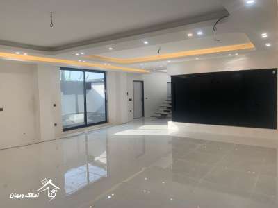 خرید ویلا نوساز تریپلکس 400 متری در سرخرود