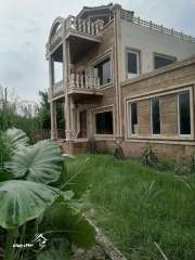 خرید ویلا دوبلکس استخردار در محمودآباد 366 متر 